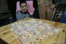 象棋史上最牛一招出现，直接把马送到对方口里杀死对方，奇冷无比图片