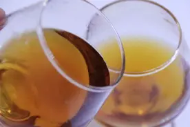 写在DNA里的酒瘾：明知道喝酒伤身，却控制不住自己图片