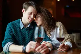 男人不愿意掏钱的背后，是这个心理在作祟图片