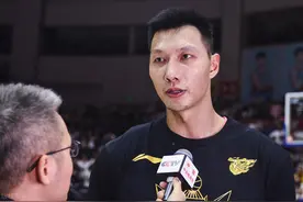 易建联正式回应复出，喊出夺第11冠的目标，点赞张镇麟潜力无限图片