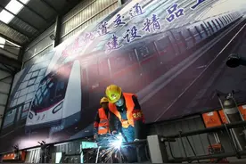 苹果订单“返流”国内，制造业回来了！| 新京智库图片
