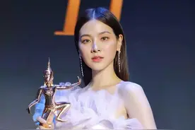 泰国超红女星“小水”拿下最佳女演员，与中文媒体将有重磅合作图片