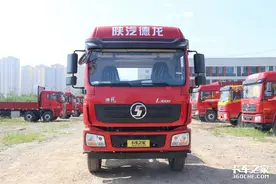 潍柴245马力6缸机还有10吨曼后桥，这款6米8德龙L3000很亮眼图片