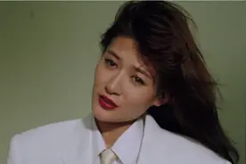 18年前，陈宝莲从24楼跳下，留下生父未知的孩子今像极了他图片