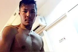 曾卷入“做鸭”风波令星途尽毁！TVB香港先生重提往事，仍觉难堪图片