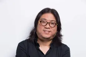 高晓松剪掉25年长头发！肚子平坦不见赘肉，曾26天减掉26斤图片