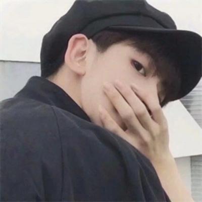 经典低调男人三个字的成熟昵称不再执着-可爱点