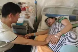 20岁产妇痛了一天一夜，坚持要顺产，孩子出生后，医生连退几步图片