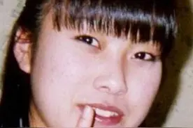 女高中生家中遇害，嫌犯在逃14年，因一个令人啼笑皆非的意外暴露图片