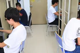 大学生宿舍也分等级，6级太难！教你完胜四年大学生活图片