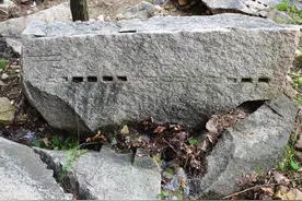 河北遵化：发现大量条石半成品，疑似长城基石石料场遗址图片