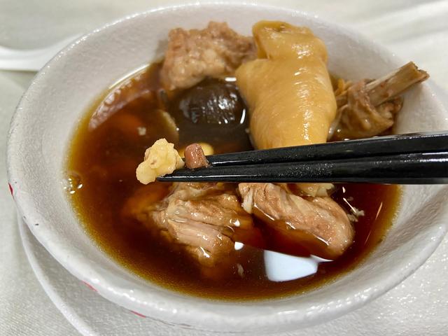 黑蒜炖花胶流产能吃么 黑蒜炖花胶流产能吃么有营养吗