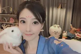 B站花五千万签约前斗鱼一姐“血亏”，签约负责人直接被开除图片