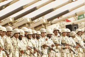 沙特花费250亿美元，10万雇佣兵血战也门：突遭误差10米导弹袭击视频封面