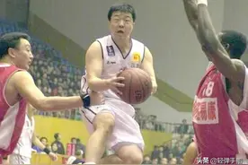 人物｜漂泊一生辗转多队，中国篮坛“矮子传奇”——张勇图片