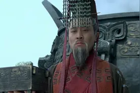 刘备自己也知道，自封“汉中王”缺少法理依据，无异于汉贼曹操图片