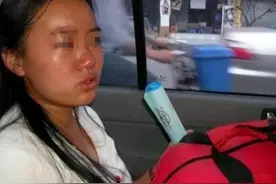 女孩因名字太怪而无法保研，想要改名却屡屡碰壁，父母急得落泪图片