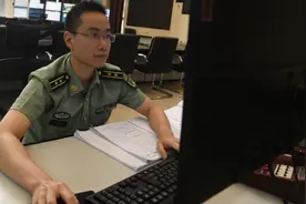 献身国防建功业，扎根高山显担当图片