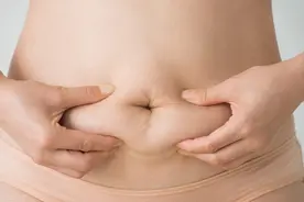 产后突出的小肚腩，还回得去吗？这是病还是当妈妈的“代价”？图片