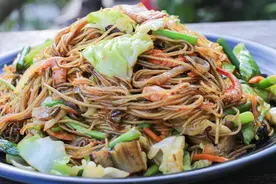 温岭石塘特色小吃—爆炒绿豆面图片