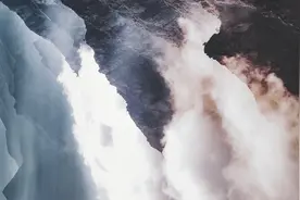 如此方便，逐张放大显示的图片轮播PPT图片