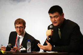 帮助姚明在NBA起飞的五大贵人图片