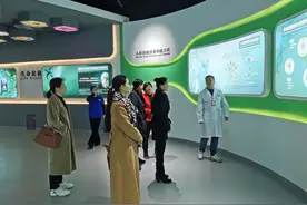 云南省妇联副主席陈芳、发展部长吴涛等一行人到贺尔思调研图片