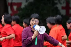张桂梅：女高校训让女生更自信！拯救无数女娃的“妈妈”，佩服图片