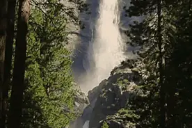 人生没有如果，只有后果和结果，水到绝处是风景，人到绝境是重生图片