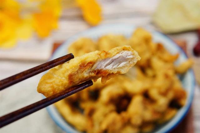 炸小酥肉时，挂糊用淀粉还是面粉，老弄错，难怪在家做的不好吃
