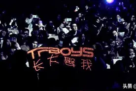 从“亲妈粉”追星饭圈图片