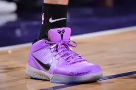 NBA球员上脚：太阳队穿的球鞋，布克个人配色致敬科比图片