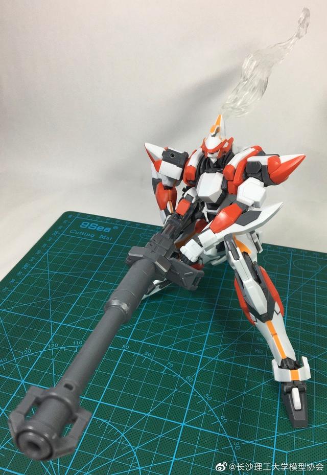 宅客模玩原创测评：青岛社 1/48 烈焰魔剑 测评（素组+展示部分）