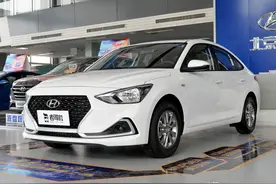 5.6L低油耗！价格实惠毛病少，三厢合资家轿，实拍悦动图片