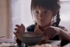 弟弟吃肉姐姐吃菜，别让"重男轻女"腐蚀孩子，爱需要"平等"图片
