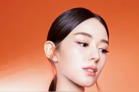 吉娜“风波”后晒照，穿“例假裙”巧遮肚，这是我见过最美的孕妇图片