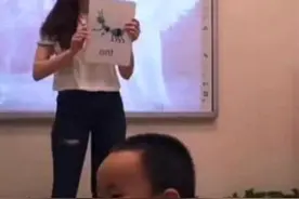 "最美幼儿园老师"火了，身材颜值堪比女星，网友：我想去复读图片