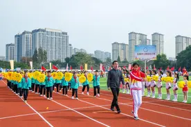 江苏省无锡市江南实验小学运动赛场斩获佳绩图片