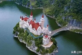 中国十大丑陋建筑公布，贵州竟有一建筑上榜图片