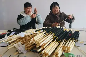 河南虞城：致富车间村头建 加工假发促增收图片