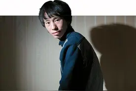 知名歌手患精神分裂，网红吃播博主去世，精神病和猝死已成当代年轻人最大威胁？图片