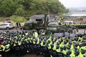 俄防长警告称，若美国亚太部署中程导弹威胁俄，俄不排除核武反击图片