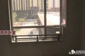 绿地城买房三面被“挡”光，地产回应：一面窗外可以锯墙...图片