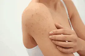 碳纤维搓澡巾，抑菌防螨，打开无痛搓澡新世界，感觉毛孔被掏空图片