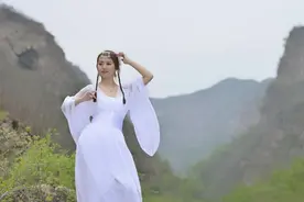林仙儿的"五种武器"-谈谈女人的"小李飞刀"图片