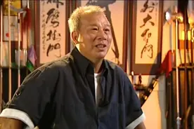 刘家荣：黄飞鸿曾徒孙，不受亲哥刘家良重用，与洪金宝更像亲兄弟图片