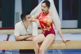 31岁奥运冠军晒婚纱照！产后疯狂瘦身23斤，与老公深情对视太幸福图片