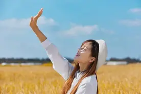 为什么年轻姑娘偏爱中年大叔？一个95年的姑娘，说出真实感受图片