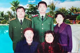 阿克苏 | 老一辈边防战士，新一代移民警察，他们的故事在延续……图片