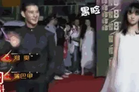 蒲巴甲点赞郑爽丑闻，十年前因走红毯产生过节，如今“大仇已报”图片